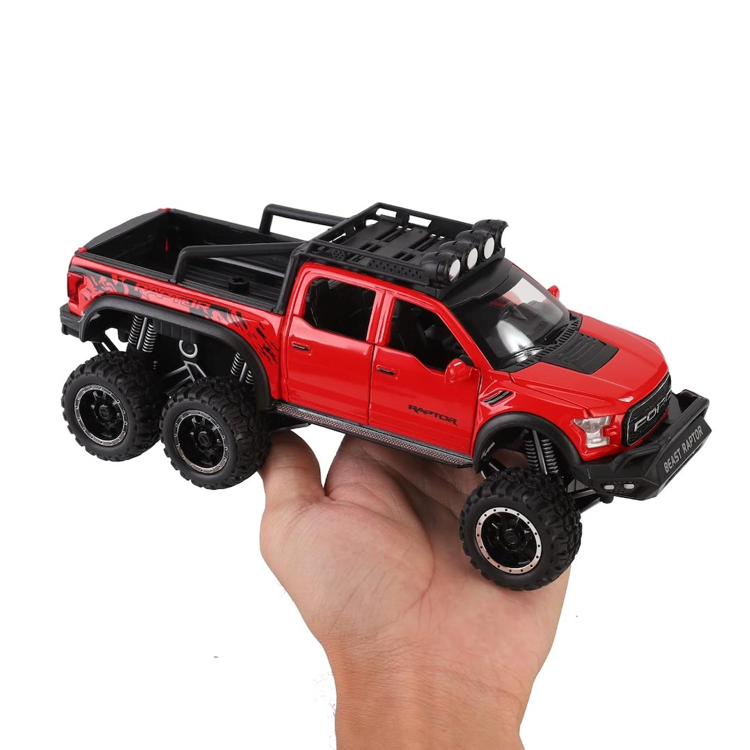 1:24 Die-Cast Pickup Truck – Pull Back, Lights &amp; Sound