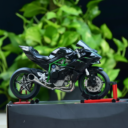 Kawasaki H2R GrandScale 1:6 Metal Bike Collectible
