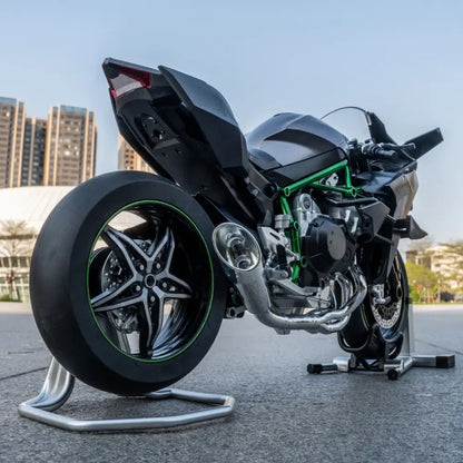 Kawasaki H2R GrandScale 1:6 Metal Bike Collectible